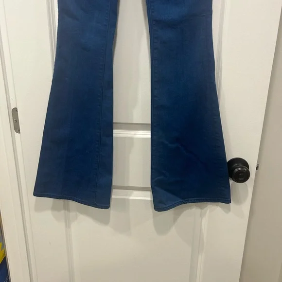 NWT PAIGE High Rise Bell Canyon Jeans